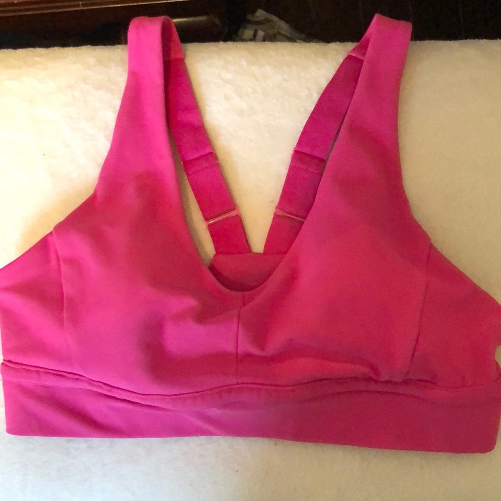 Sports bra